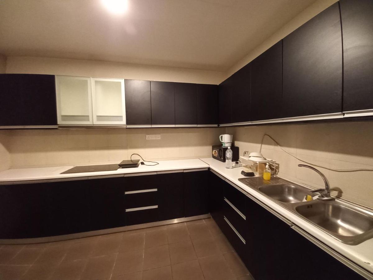 One Maxim Residence At Taragon Kuala Lumpur Kültér fotó