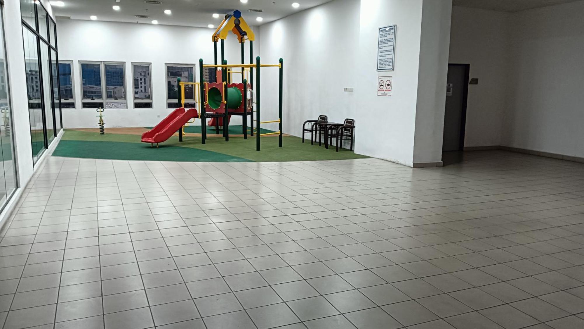 One Maxim Residence At Taragon Kuala Lumpur Kültér fotó