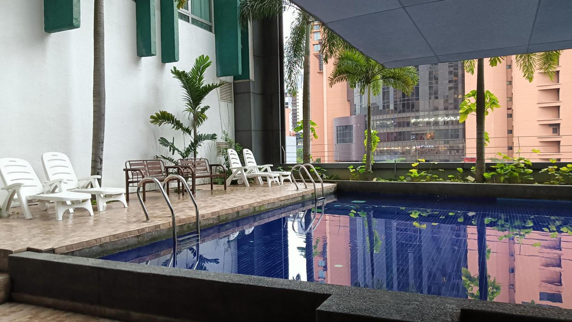One Maxim Residence At Taragon Kuala Lumpur Kültér fotó
