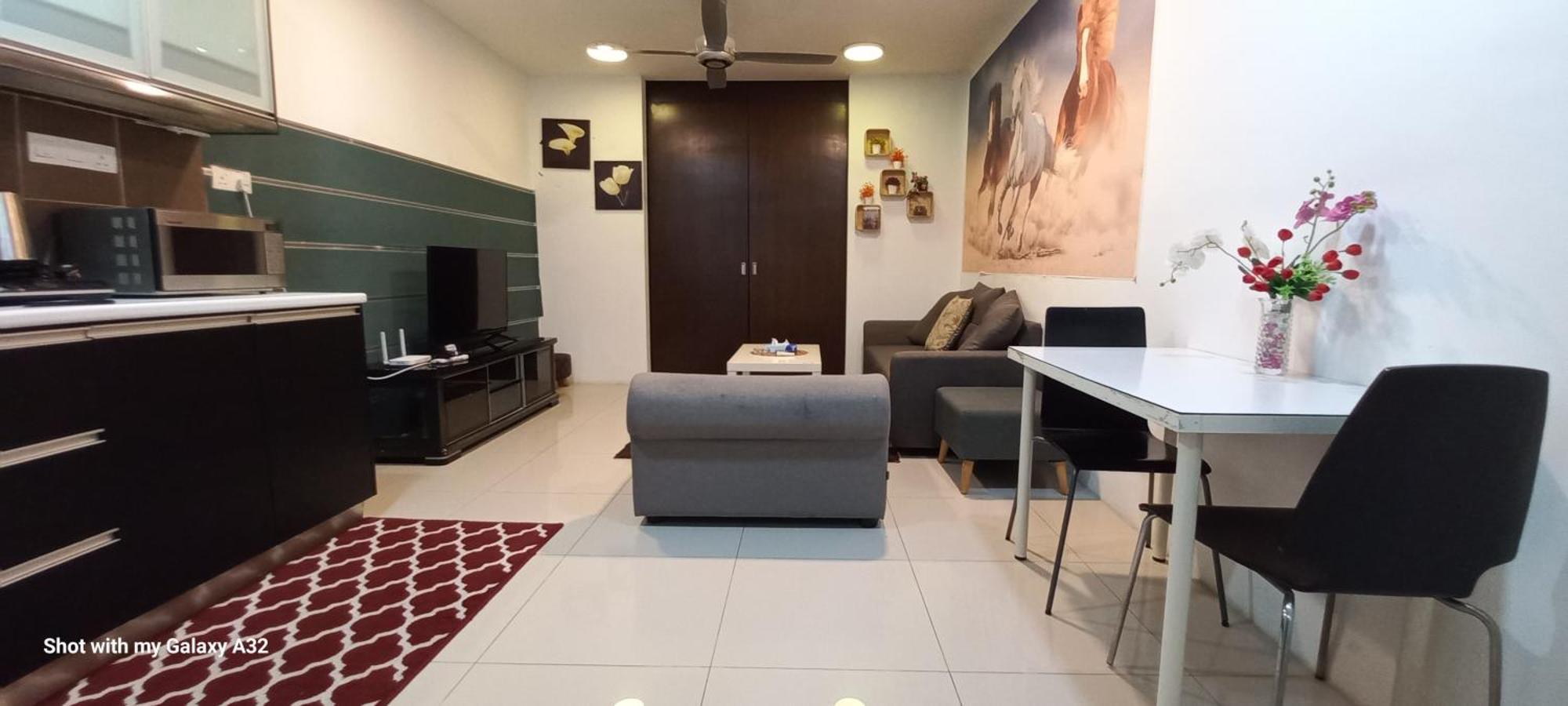 One Maxim Residence At Taragon Kuala Lumpur Kültér fotó