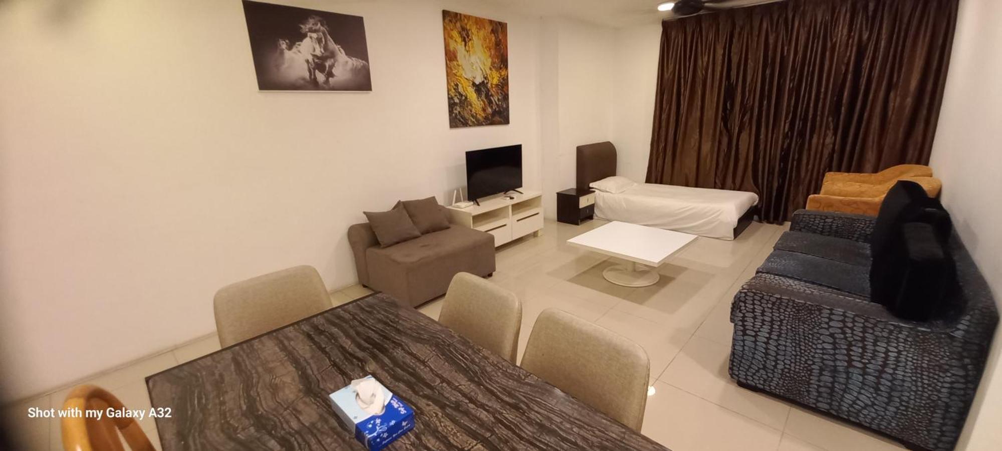 One Maxim Residence At Taragon Kuala Lumpur Kültér fotó